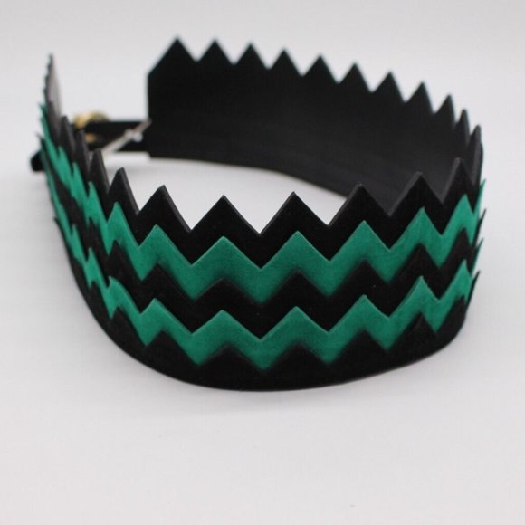 $725 Salvatore Ferragamo Belt - Black/Green Suede Leather Women's Size 80